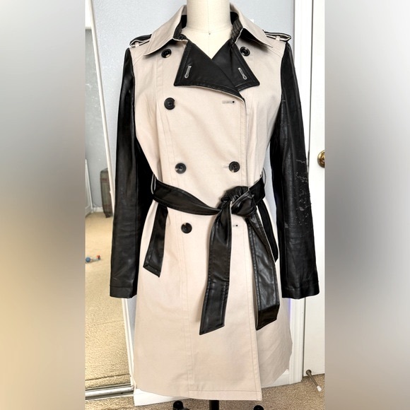 ❌SOLD❌Ann Taylor Trench Coat with Faux Leather Sleeves Small - Picture 3 of 17